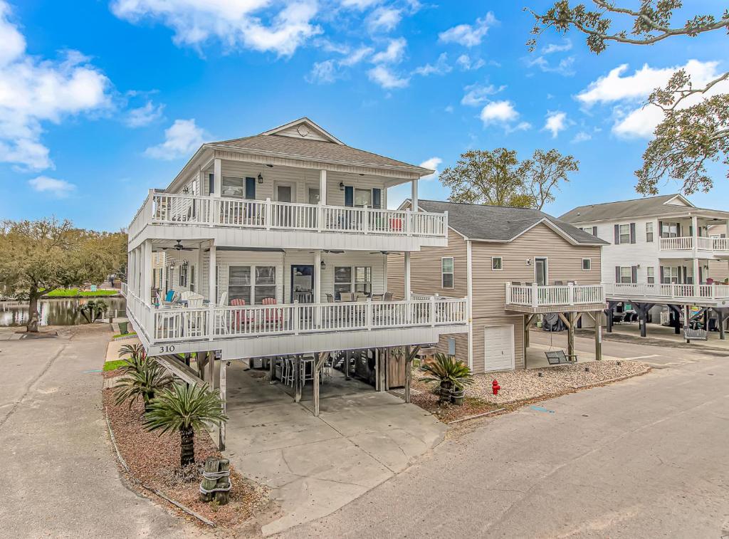 Budova, kde se prázdninový dům nachází