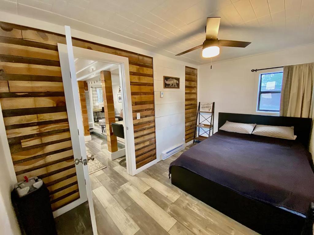 Voodi või voodid majutusasutuse Uptown Estates - Aspen Suite toas