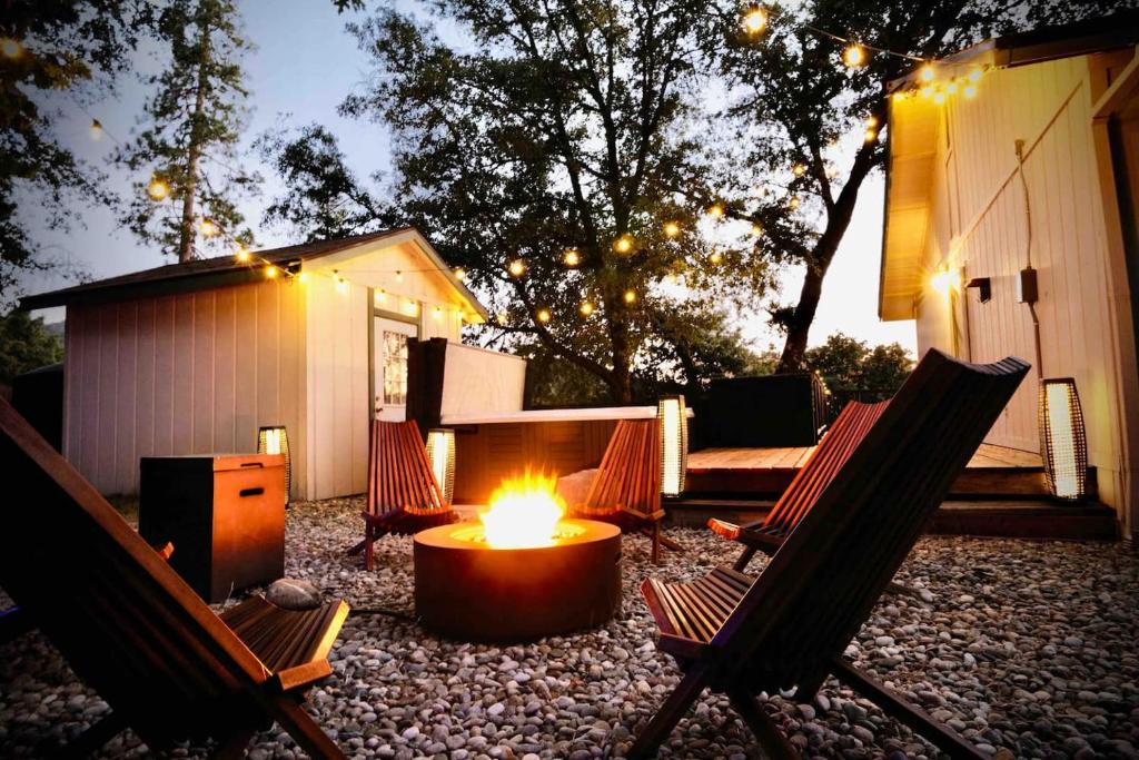 Zahrada ubytování Yosemite get away, Private Hot Tub, Great Views, Close to South Gate