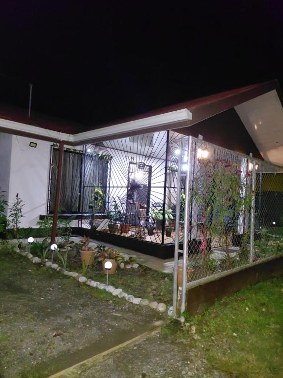 Κήπος έξω από το Casa Sunflower