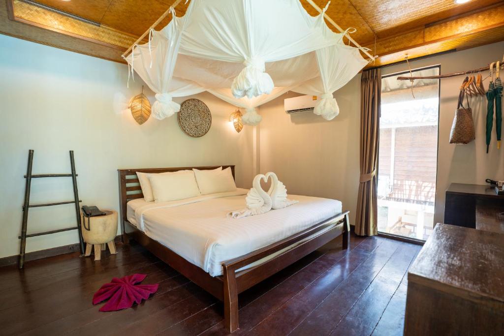 Long Beach Chalet - SHA Extra Plus - 5