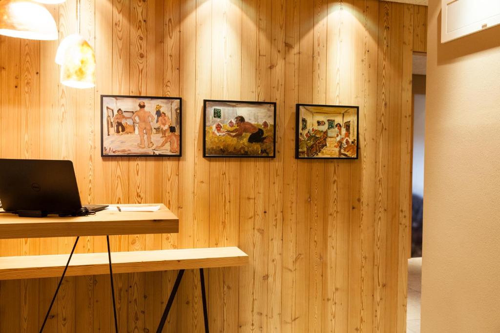 TV a/nebo společenská místnost v ubytování Hotel Heubad
