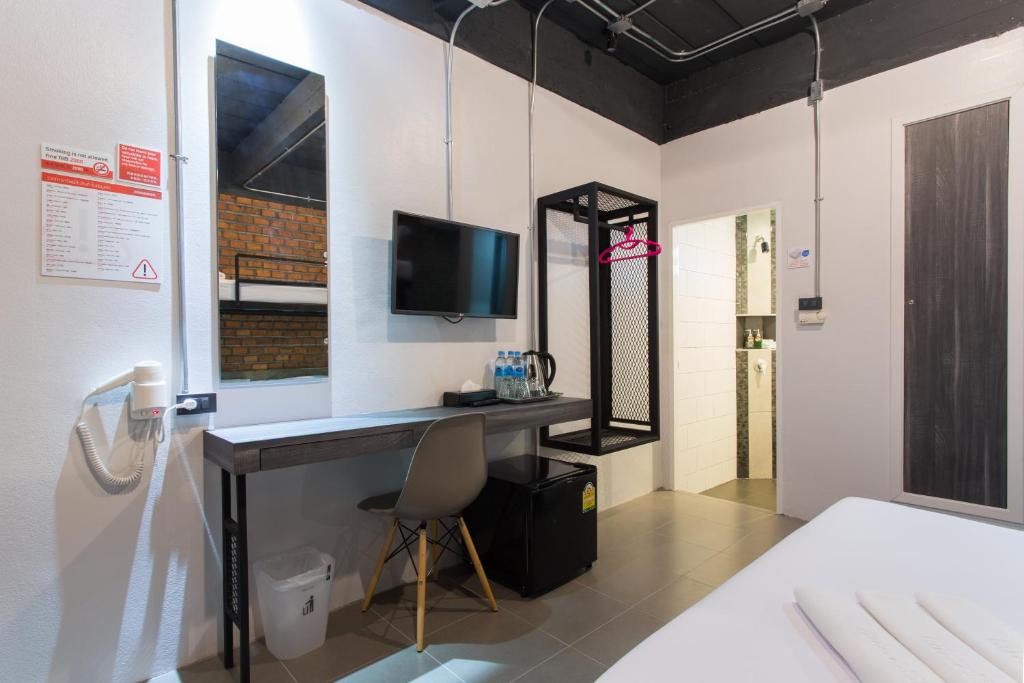 City Hotel Krabi - Resim 18