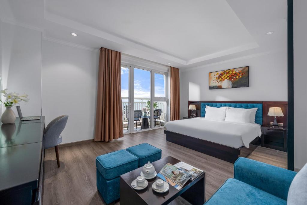 Studio Có Giường Cỡ King Và Ban Công Nhìn Ra Biển - Bao Gồm Trà Chiều