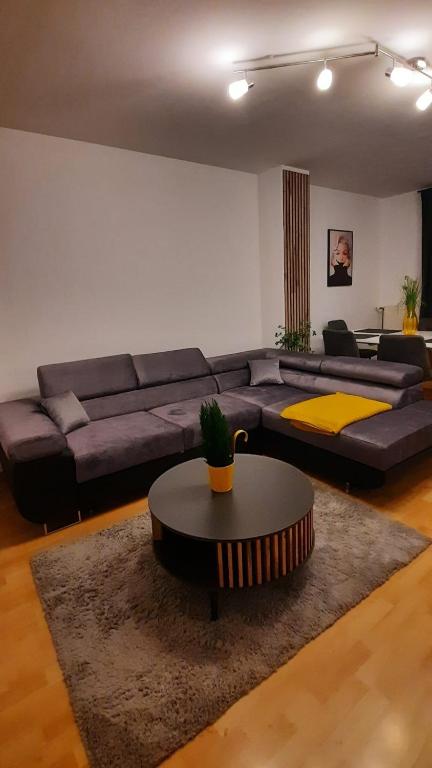 
Deluxe One-Bedroom Apartment
