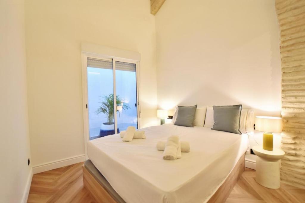 Postel nebo postele na pokoji v ubytování Antonia Luxury Home