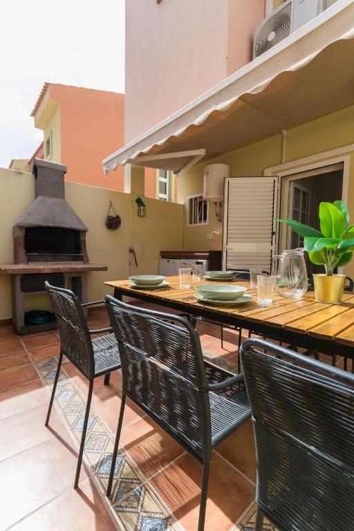 Velas 81 Meloneras 2 terrazas BBQ y piscina