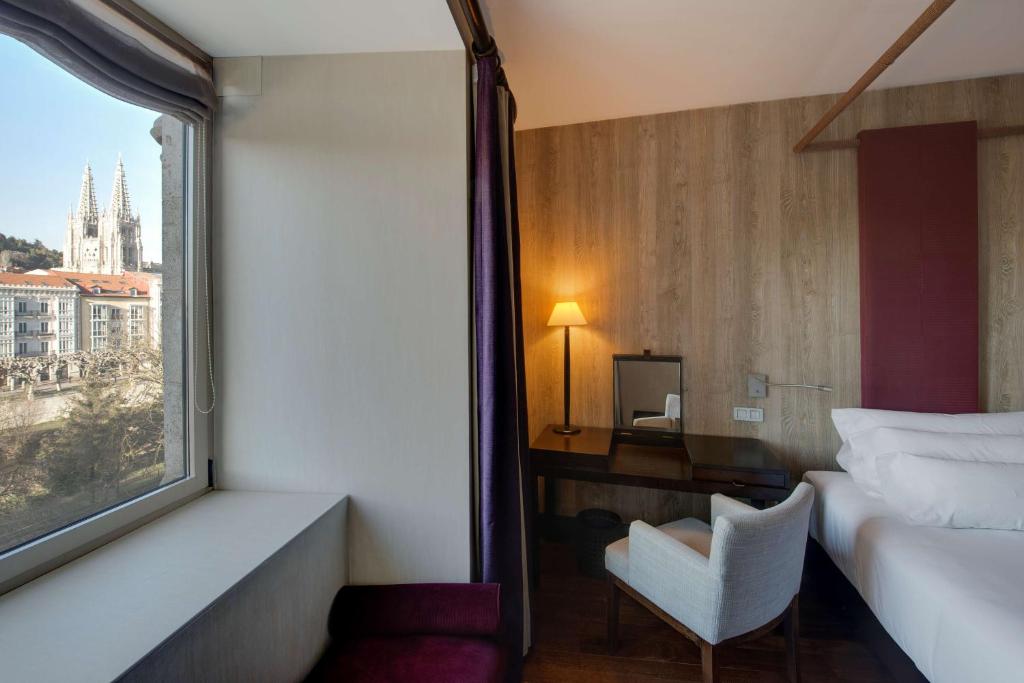 NH Collection Palacio de Burgos - Superior Room With River View