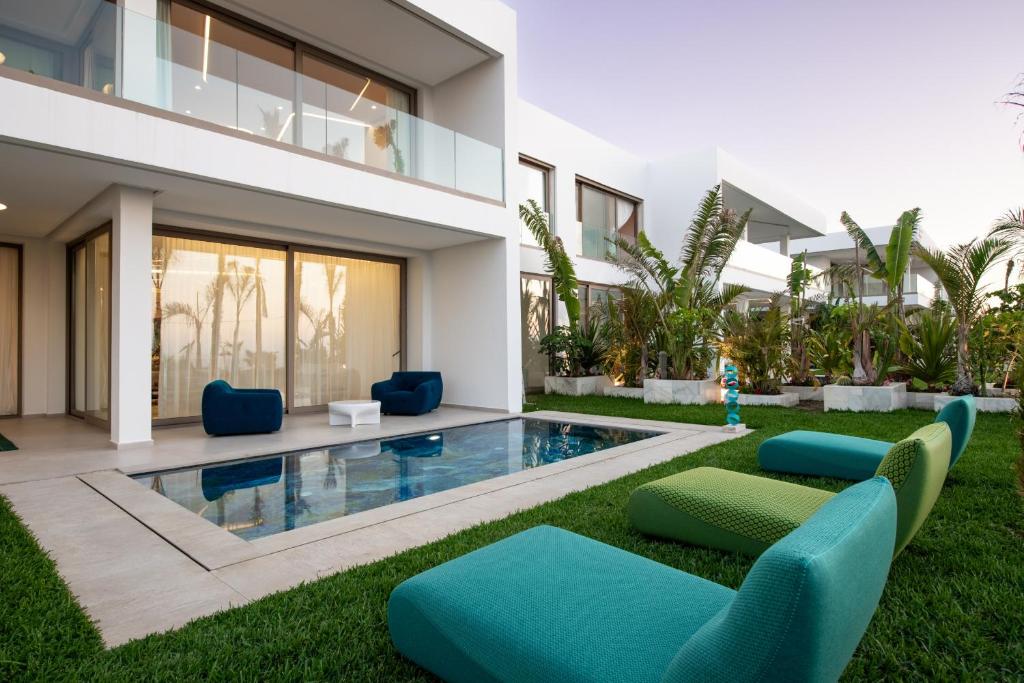 Bazén v ubytování Le Bleu Resort - Luxury Villa Tangier nebo v jeho okolí