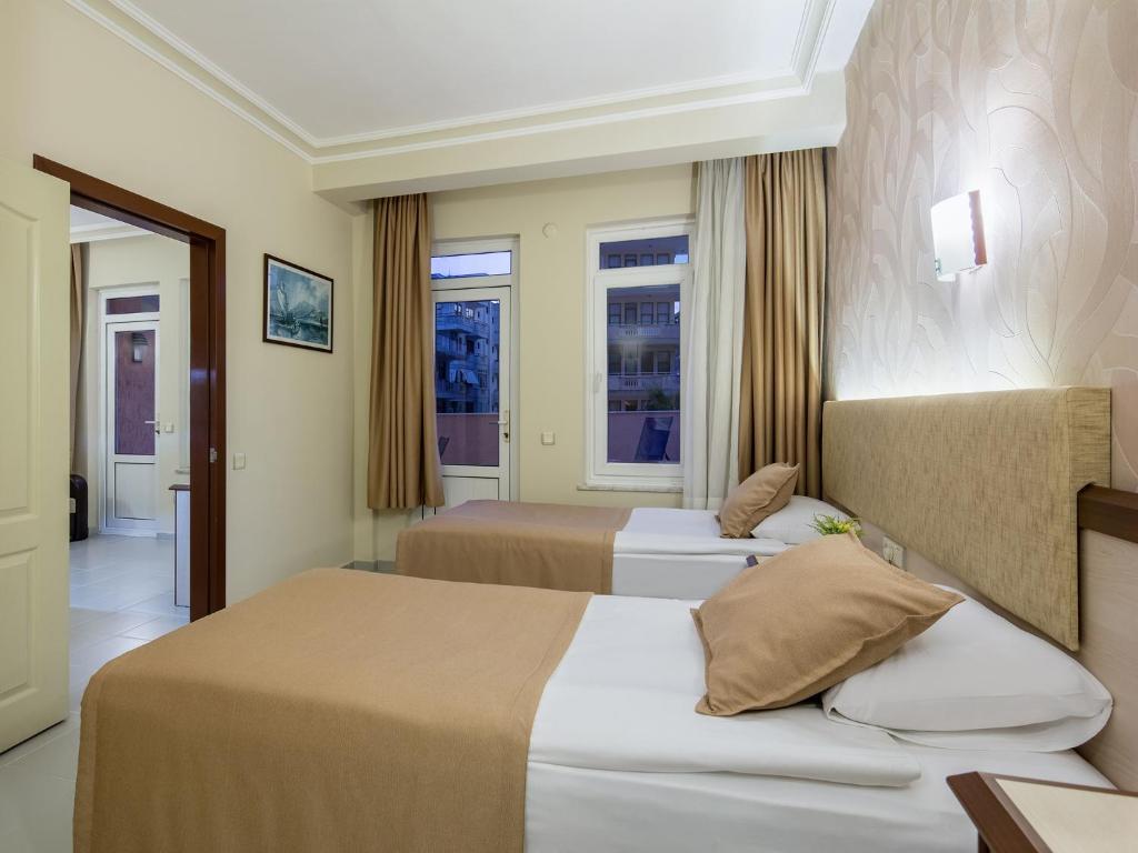 May Flower Apart Hotel - 11