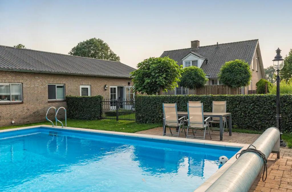 Swimmingpoolen hos eller tæt på Apartment de Broekkant