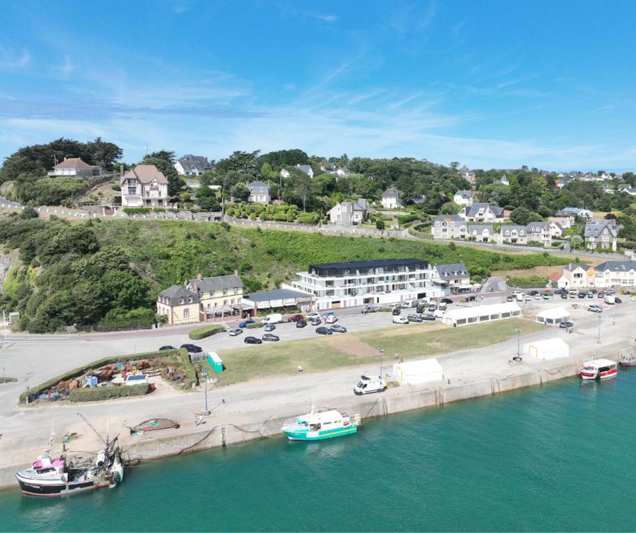 Peisaj natural din apropierea acestui apartament