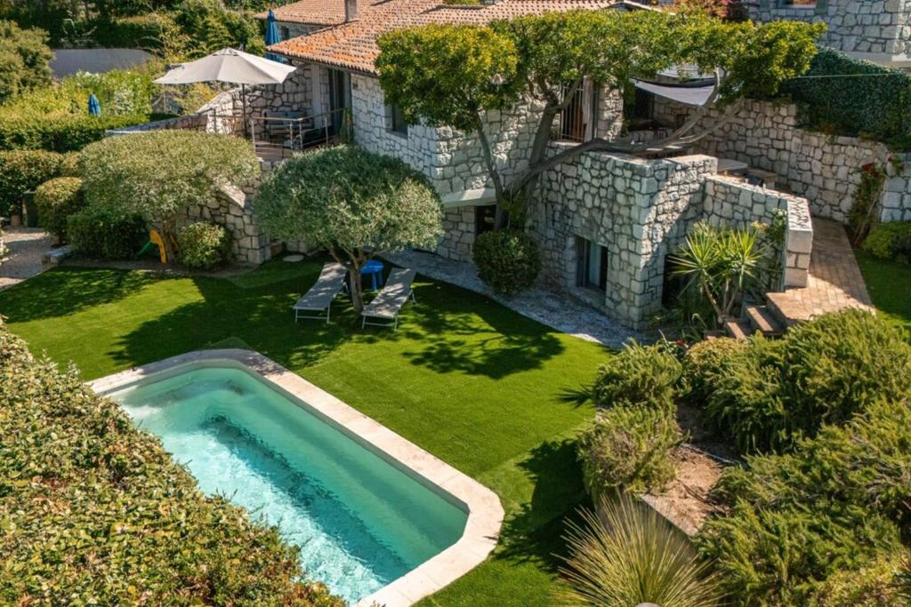 Charming home nestled in the hills of Cannes