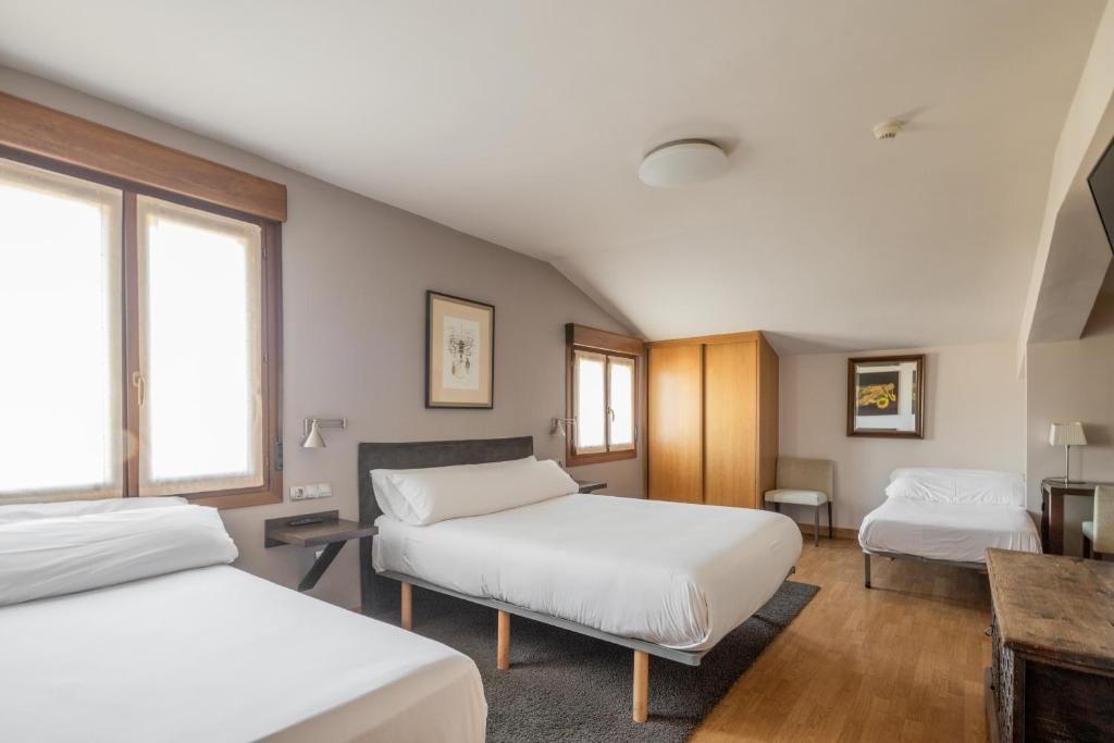 Hotel Rural Izar Ondo - 家庭套房