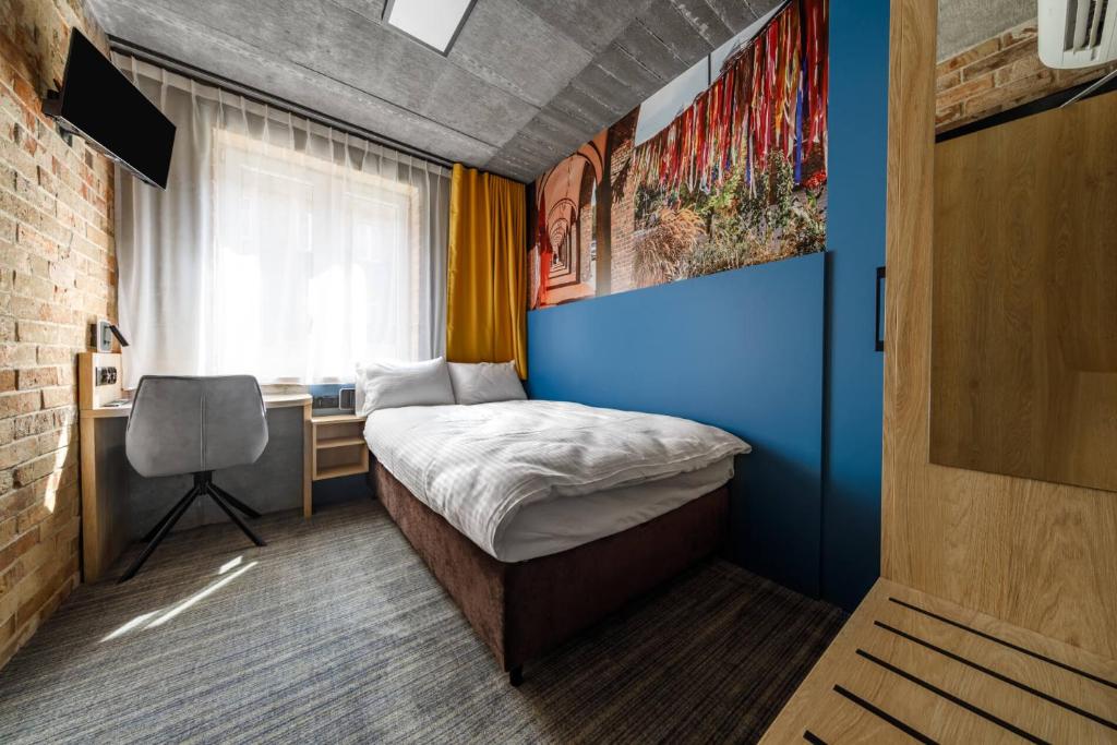 
Standard Single Room
