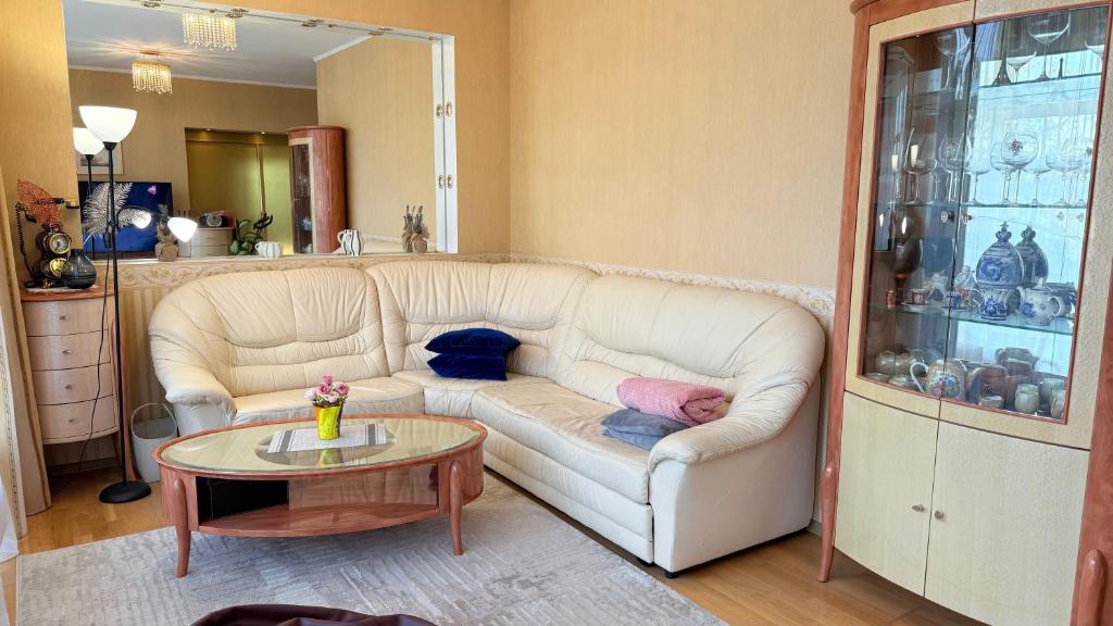 Χώρος καθιστικού στο HomeinRiga