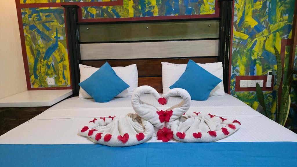 Sigiri Close-up View Guest - 16