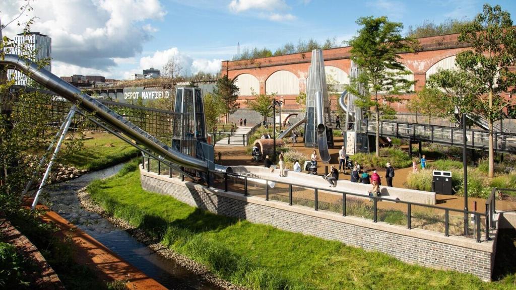 Zahrada ubytování 3BR House By MyStayUK Short Lets & Serviced Accommodation Manchester With Free Wifi & Free Parking