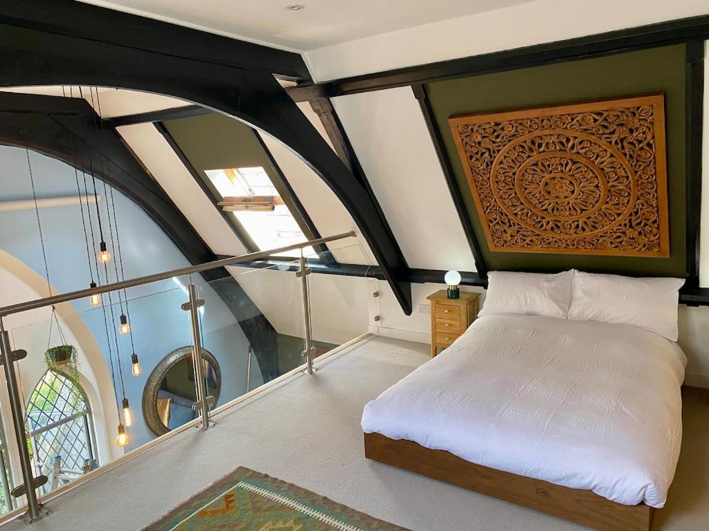 Fabulous Converted Church Apartment Town Centre - Appartement 2 Chambres