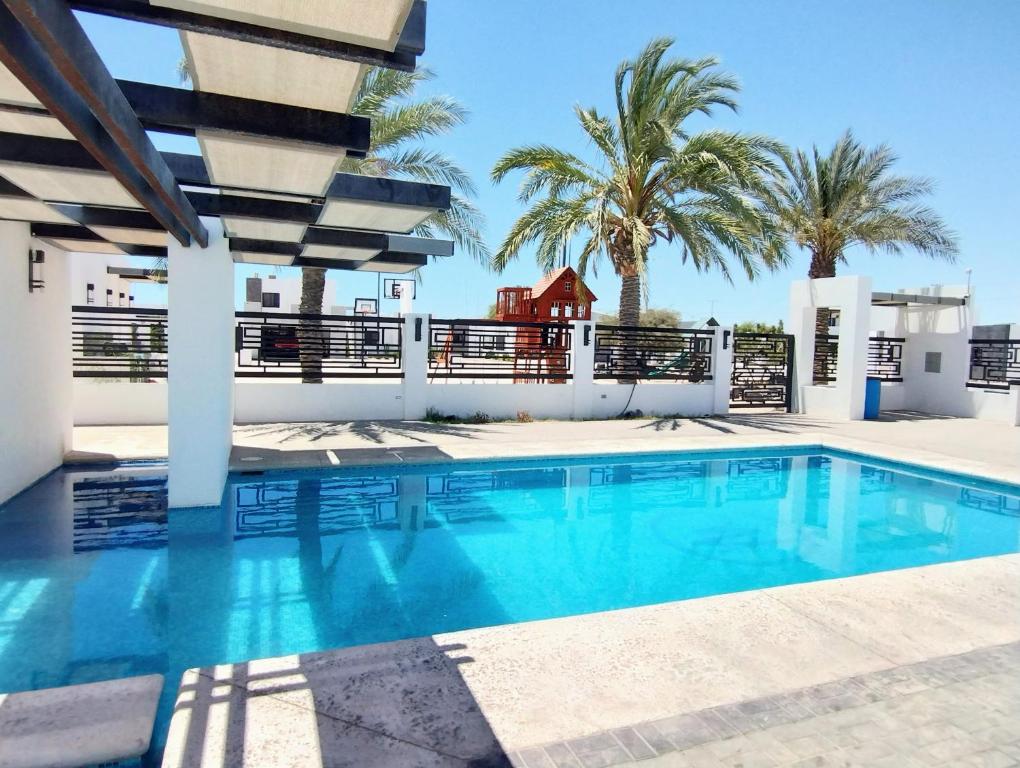 Bazén v ubytování STARFISH Maeva Residencial nebo v jeho okolí