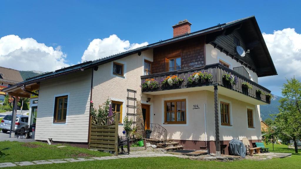 Budova, kde se prázdninový dům nachází