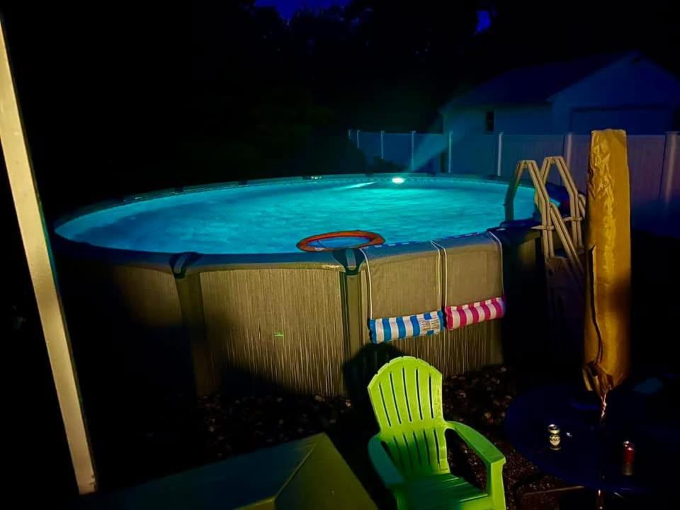 Bazén v ubytování The Allard Getaway nebo v jeho okolí