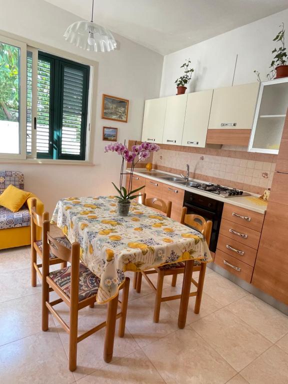 Køkken eller tekøkken på La casa di Lina 2