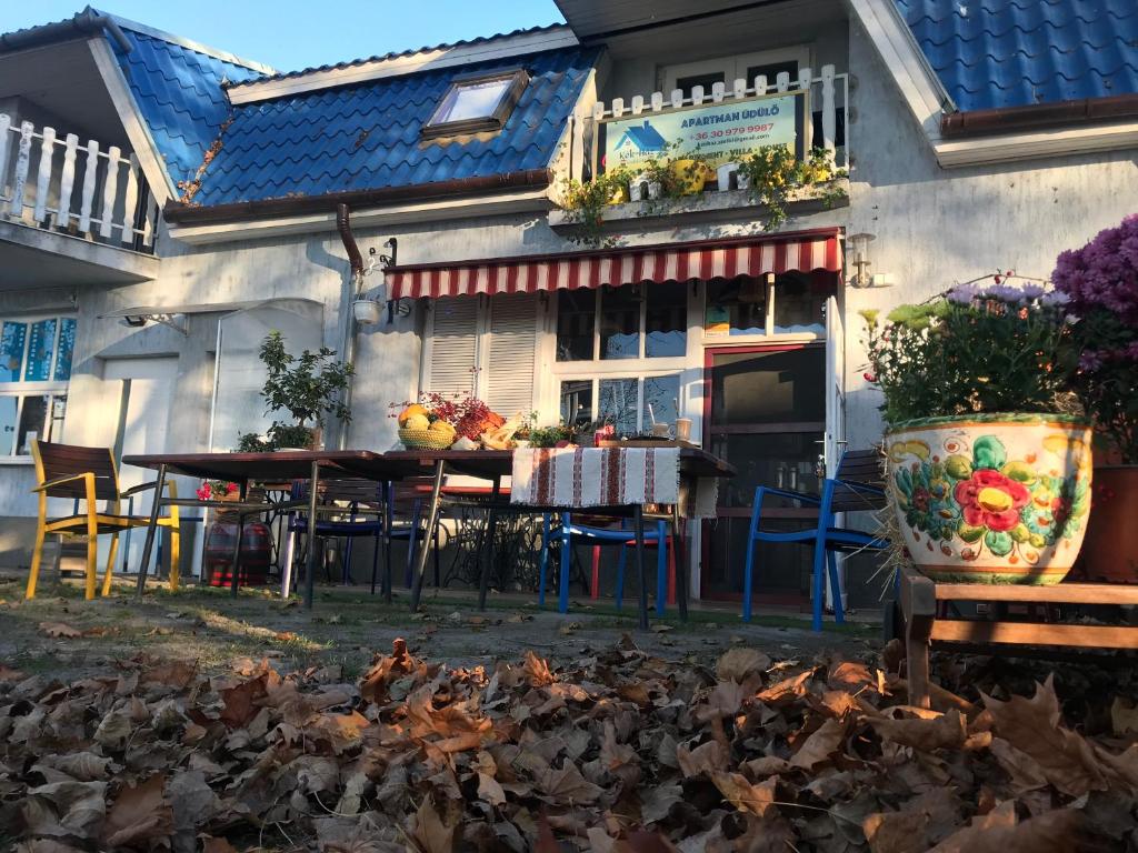 Budova, kde se prázdninový dům nachází