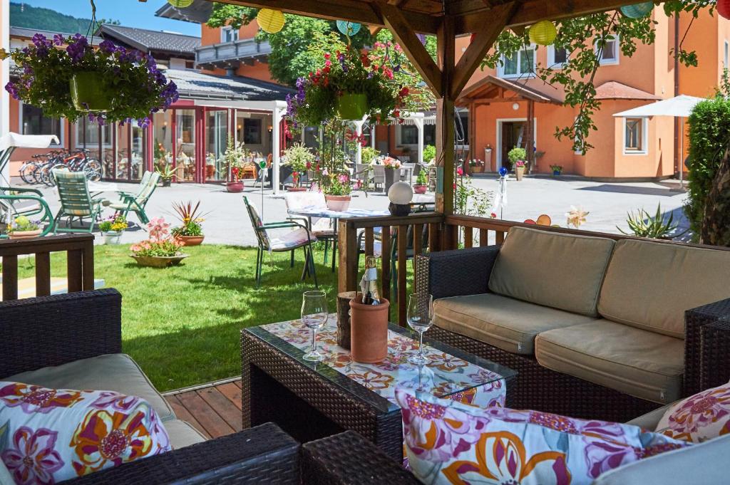 Posezení v ubytování Hotel-Restaurant Schwaiger***