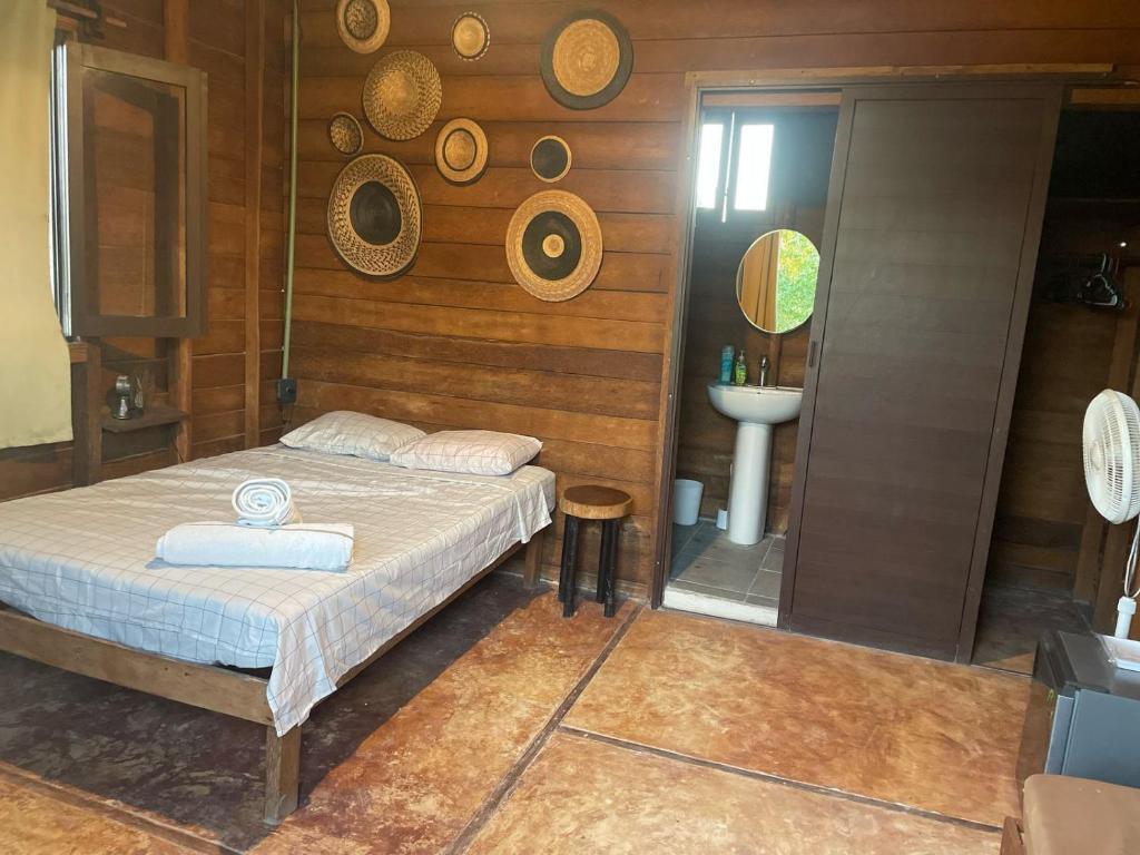 Ένα μπάνιο στο Cabañas Ciricote