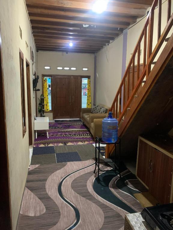 Χώρος καθιστικού στο home stay lavenda 2