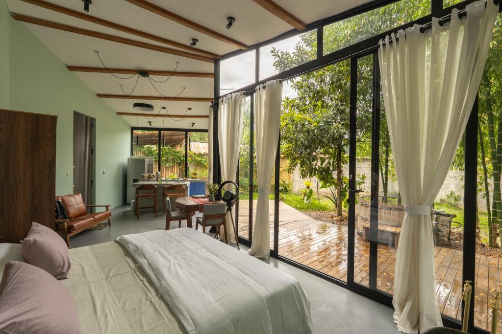 Romantic Mirror-Clad Tiny with Private Hot Tub