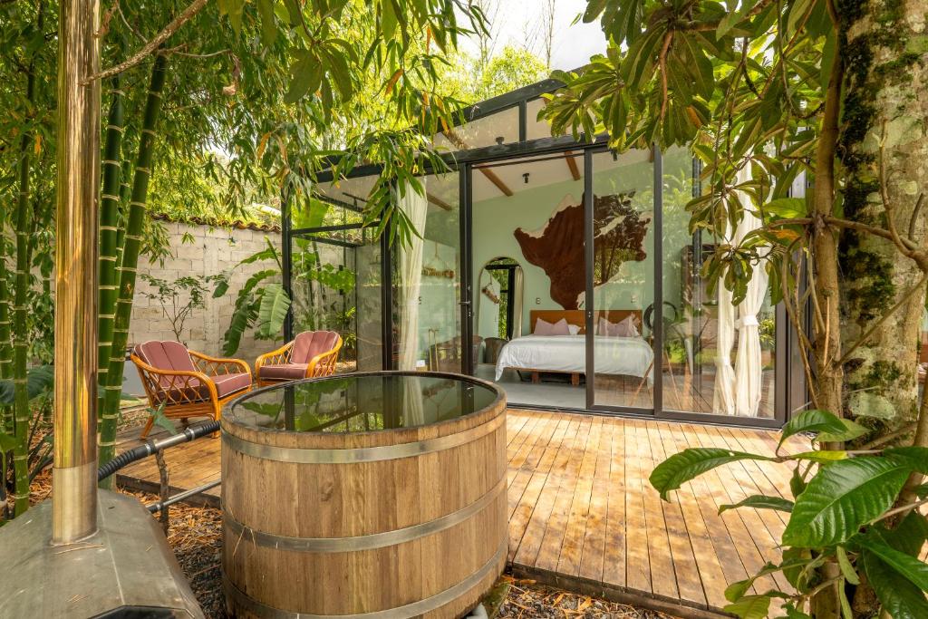 Romantic Mirror-Clad Tiny with Private Hot Tub