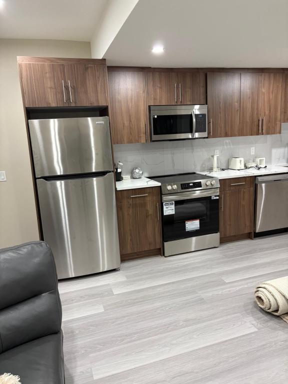 Billede fra billedgalleriet på 281 Crestmont Drive SW Calgary AB i Calgary