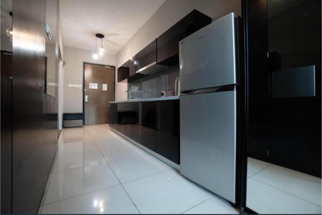 Η κουζίνα ή μικρή κουζίνα στο Maritime suite Karpal sign sea view