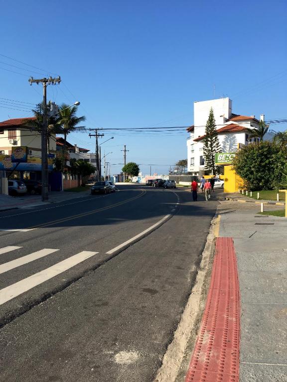  Ingleses Centro Ensolarado Privativo - 3 min Praia