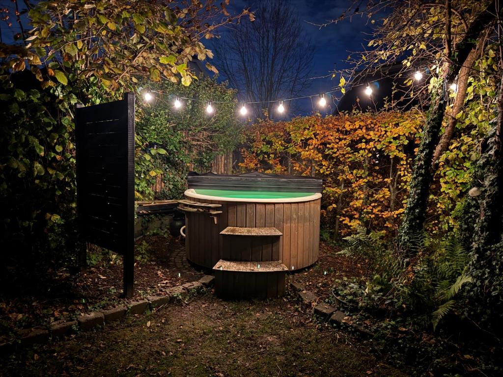 Fotografie z fotogalerie ubytování Din egen villa, spa, ude bruser, have & elbil-lader v destinaci Gentofte