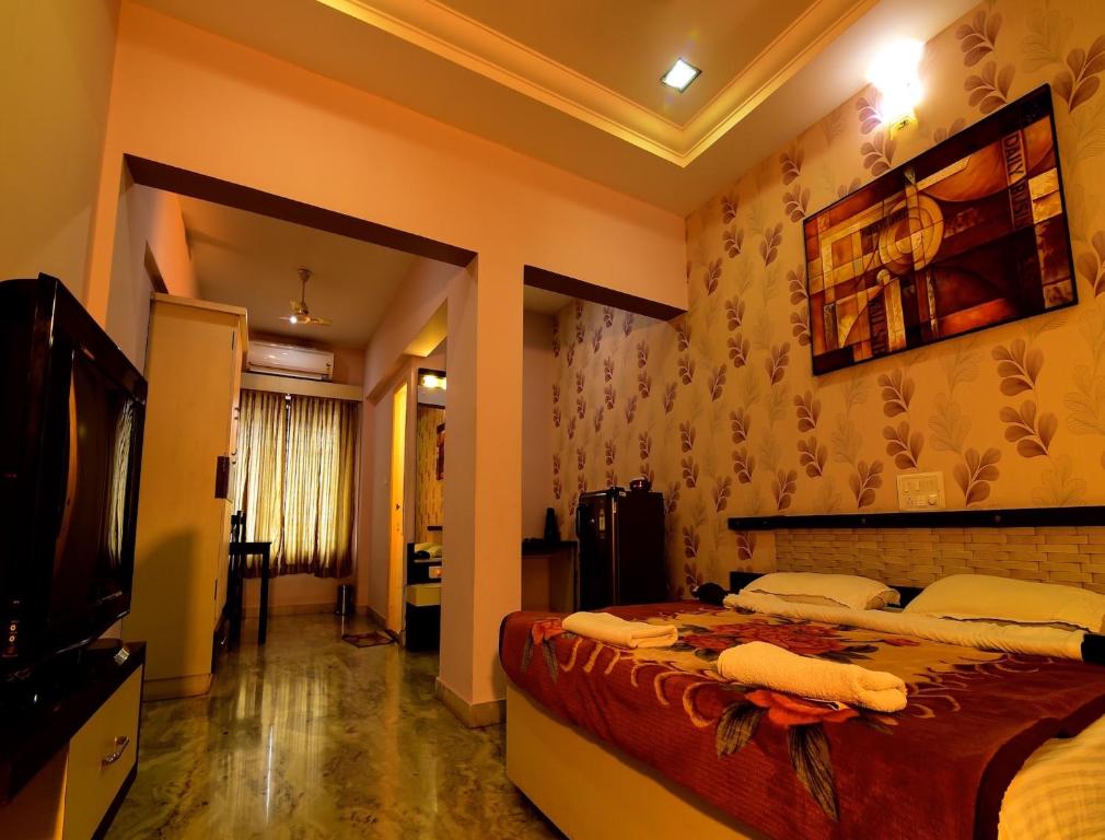 Hotel Ashlesh Manipal - Deluxe Double Room
