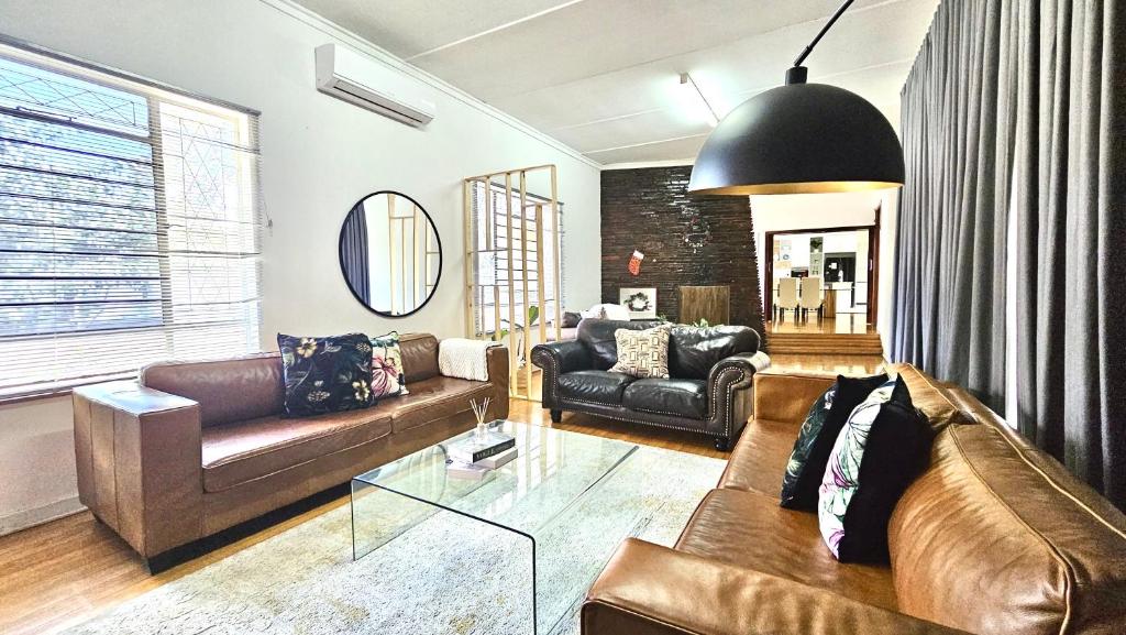 Гостиная зона в Makanaka Home