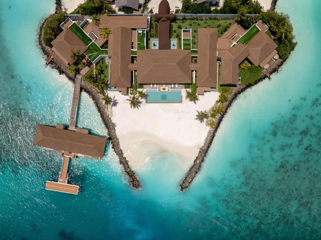 Hilton Maldives Amingiri Resort & Spa - View 15