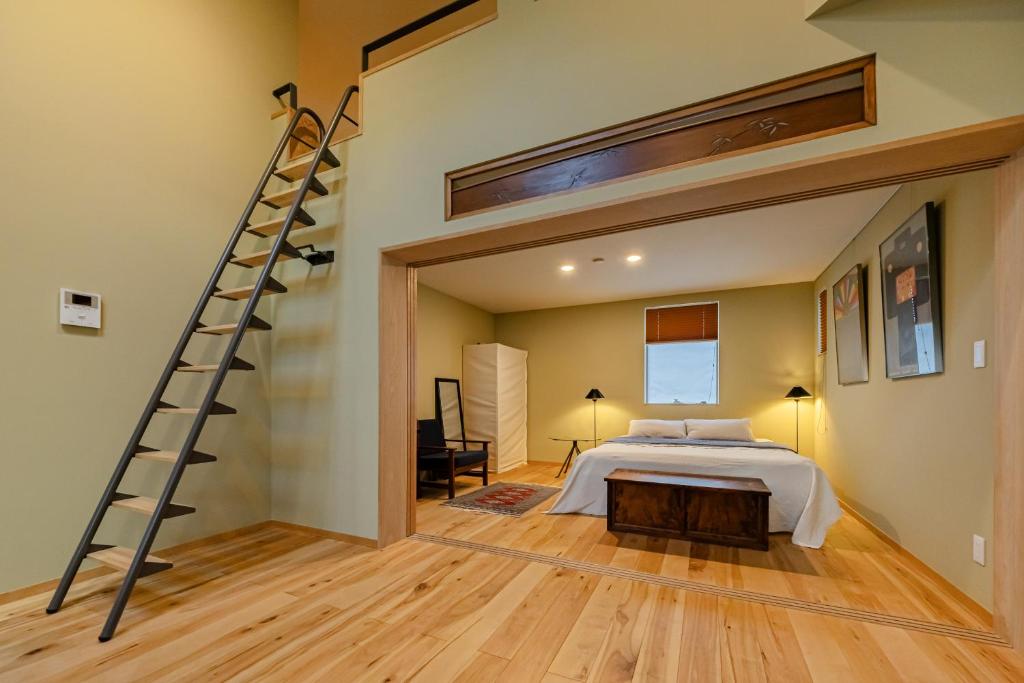 Cozy 65m2 Apartment including 20m2 Loft for one month stay and longer