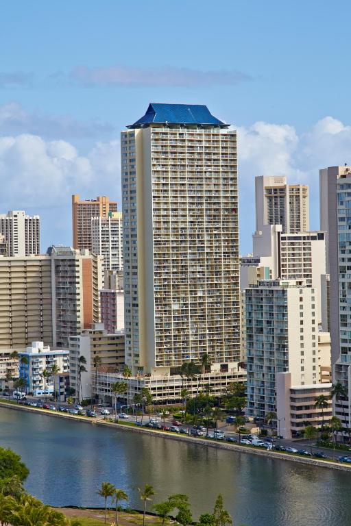 Aqua Skyline at Island Colony, Honolulu – Updated 2023 Prices