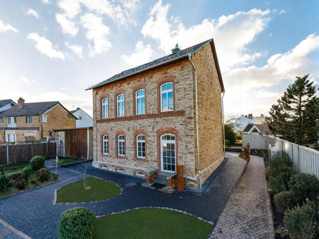 Το κτήριο όπου στεγάζεται  το διαμέρισμα