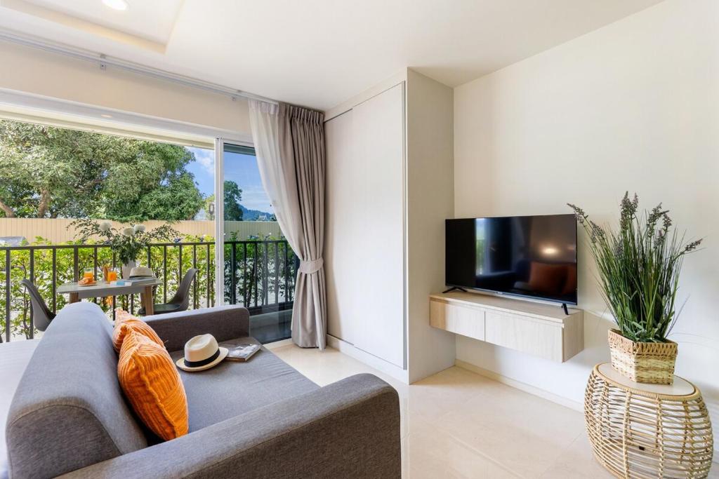 TV a/nebo společenská místnost v ubytování The Terraza Studio Apartment A104