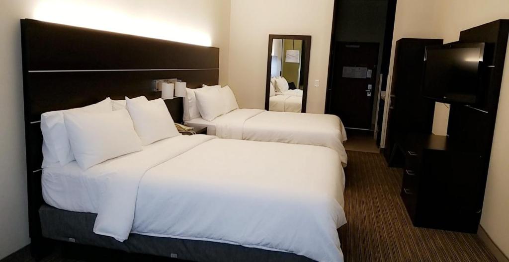 Holiday Inn Express Madera by IHG - Standaardkamer Met 2 Queensize Bedden