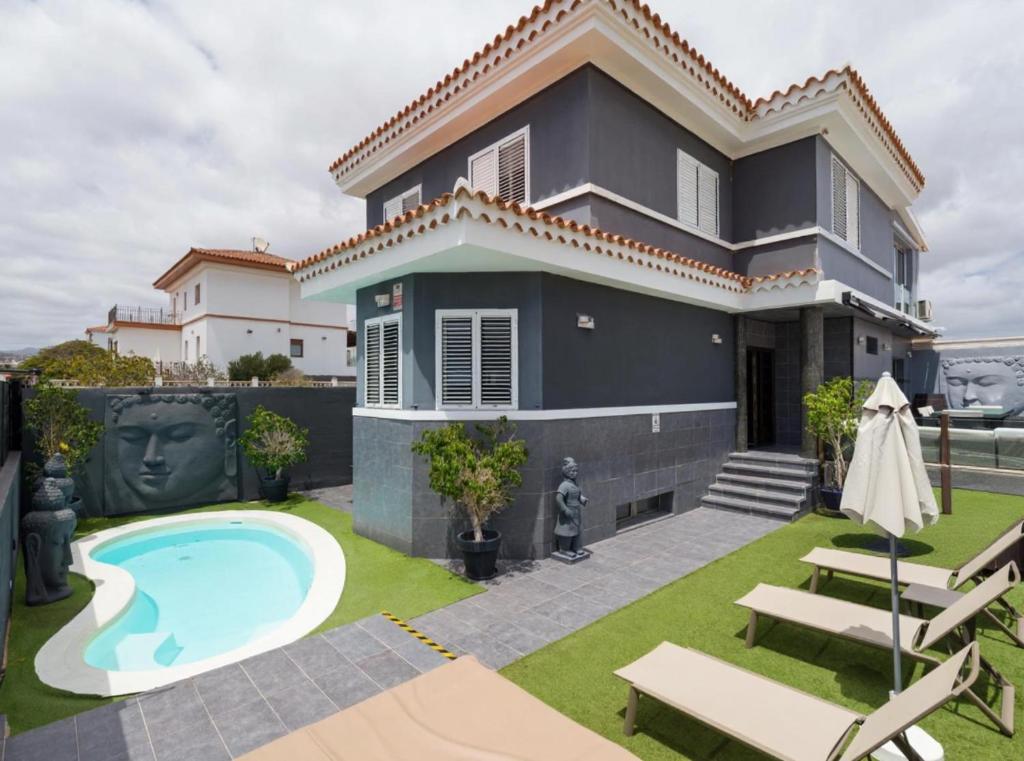 Bazén v ubytování Entire Home Meloneras BBQ, PoolGolf nebo v jeho okolí