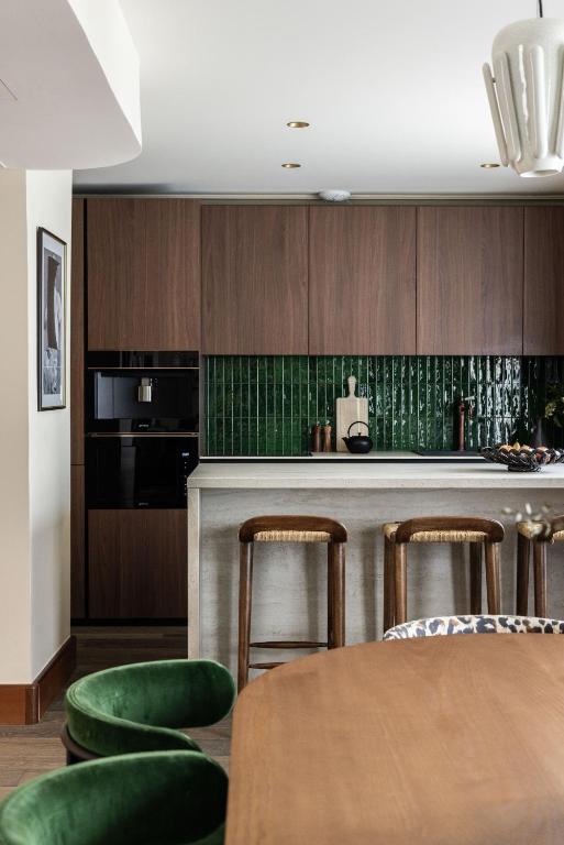 1.75 Paris La Trêve - 15