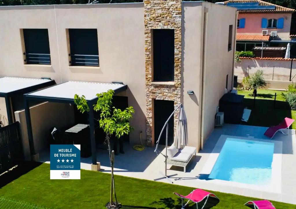 Cottage de Villepey, villa near beach, swimming pool
