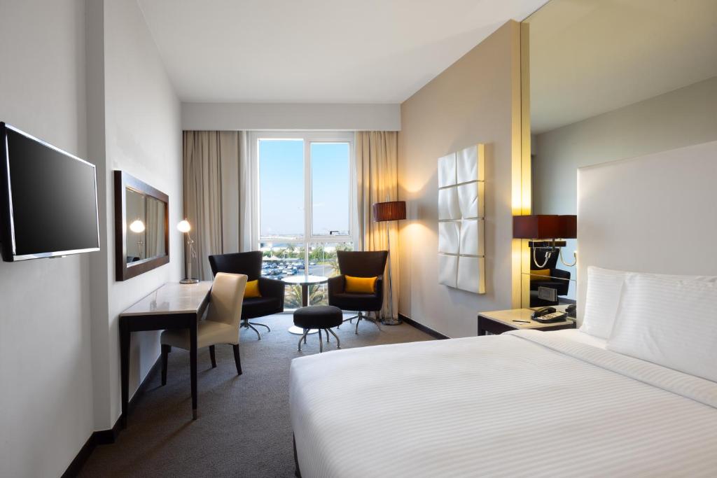 
Spacious One bedroom Suite with Kitchenette
