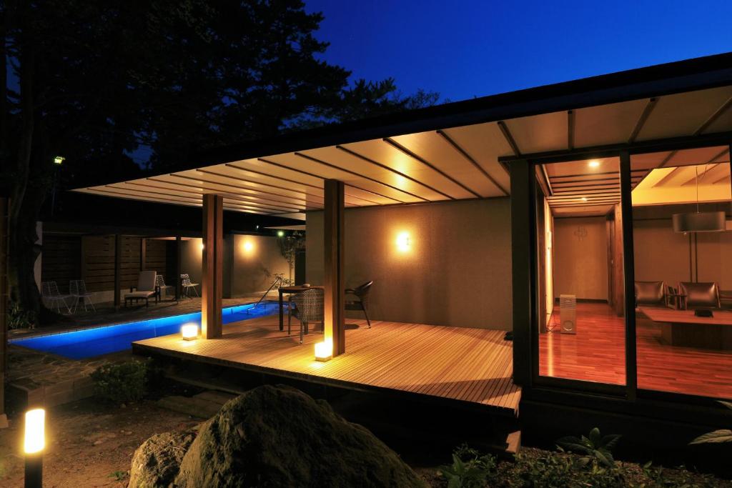 Bazén v ubytování AMANE resort GAHAMA nebo v jeho okolí